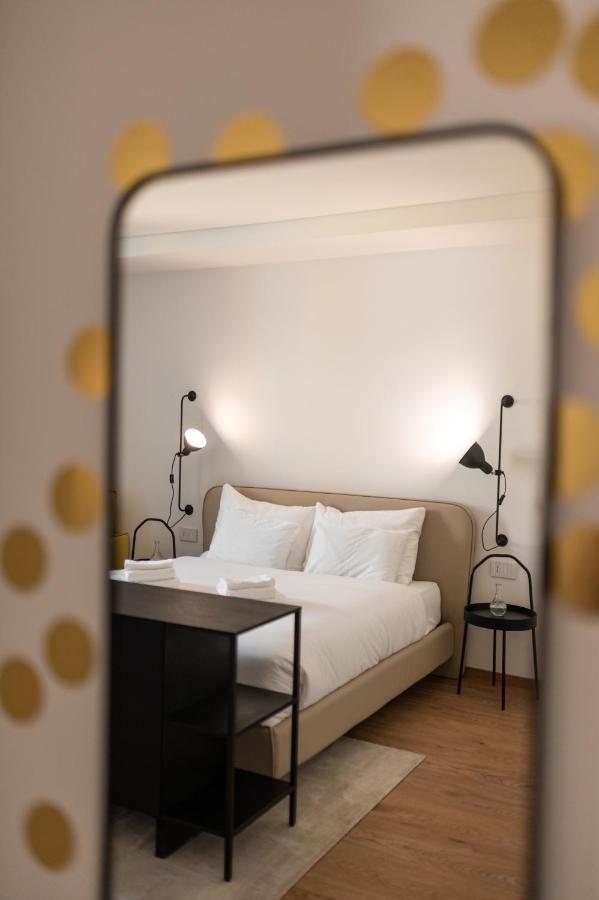 Guesthouse Diwine メラーノ エクステリア 写真 A room at the hotel